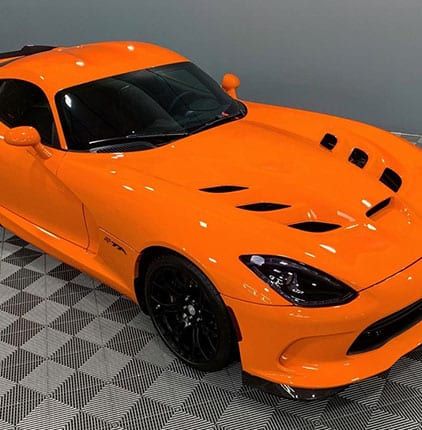 Dodge SRT Viper front